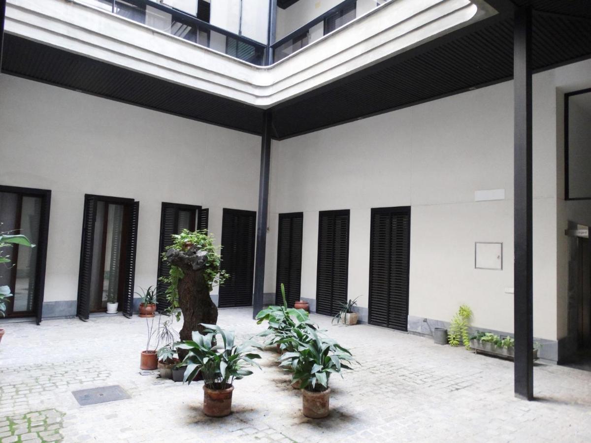 Ry Aparcamiento Incluido Junto A Catedral Ideal Parejas Sevilha Exterior foto